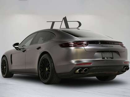 used 2017 Porsche Panamera car