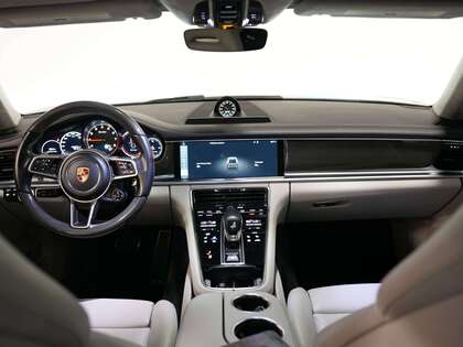 used 2017 Porsche Panamera car