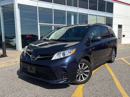 used 2020 Toyota Sienna car, priced at $39,995