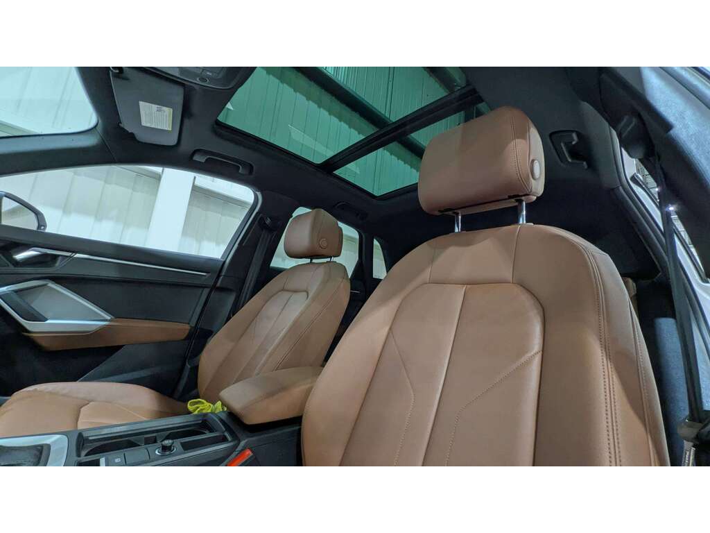 Audi Q3 2021