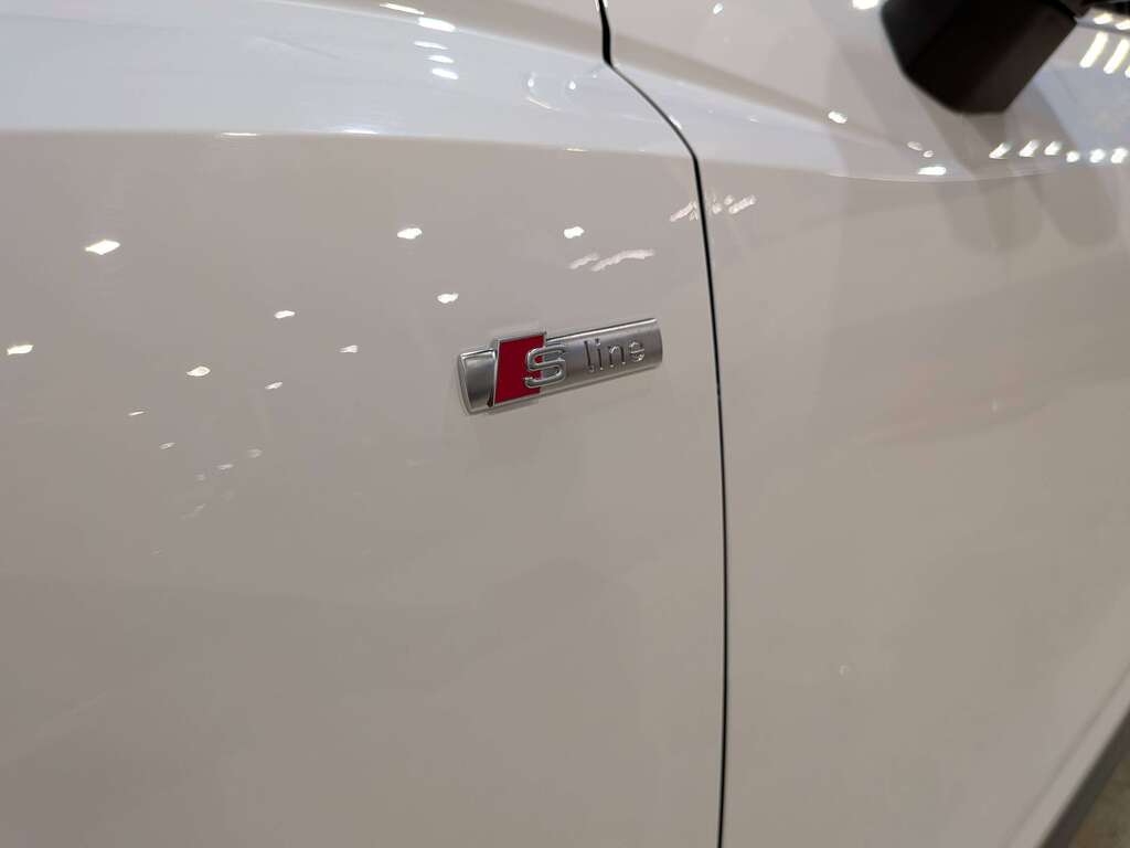 Audi Q3 2021