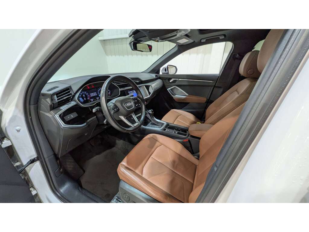 Audi Q3 2021