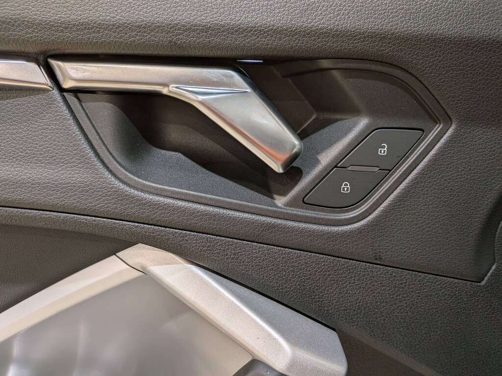 Audi Q3 2021