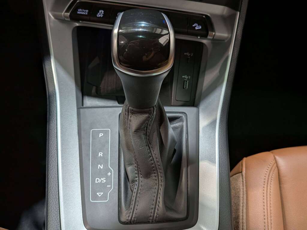 Audi Q3 2021