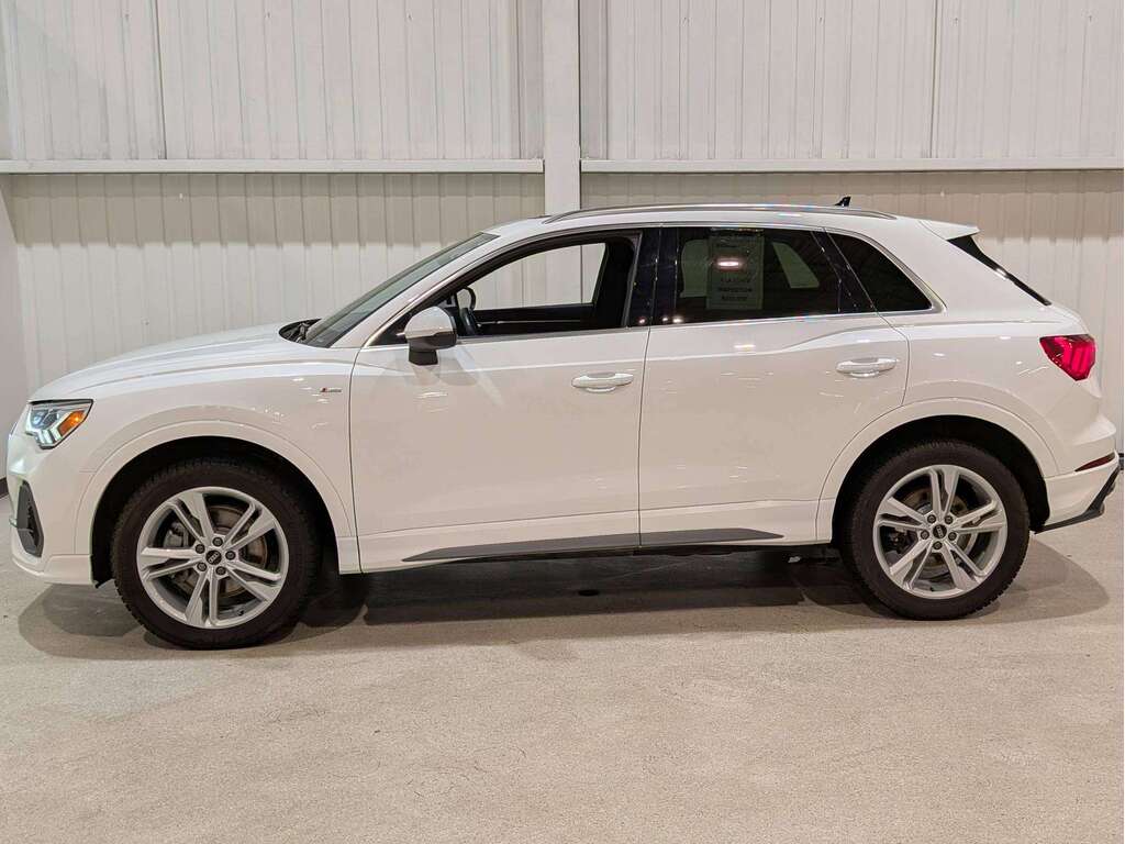 Audi Q3 2021