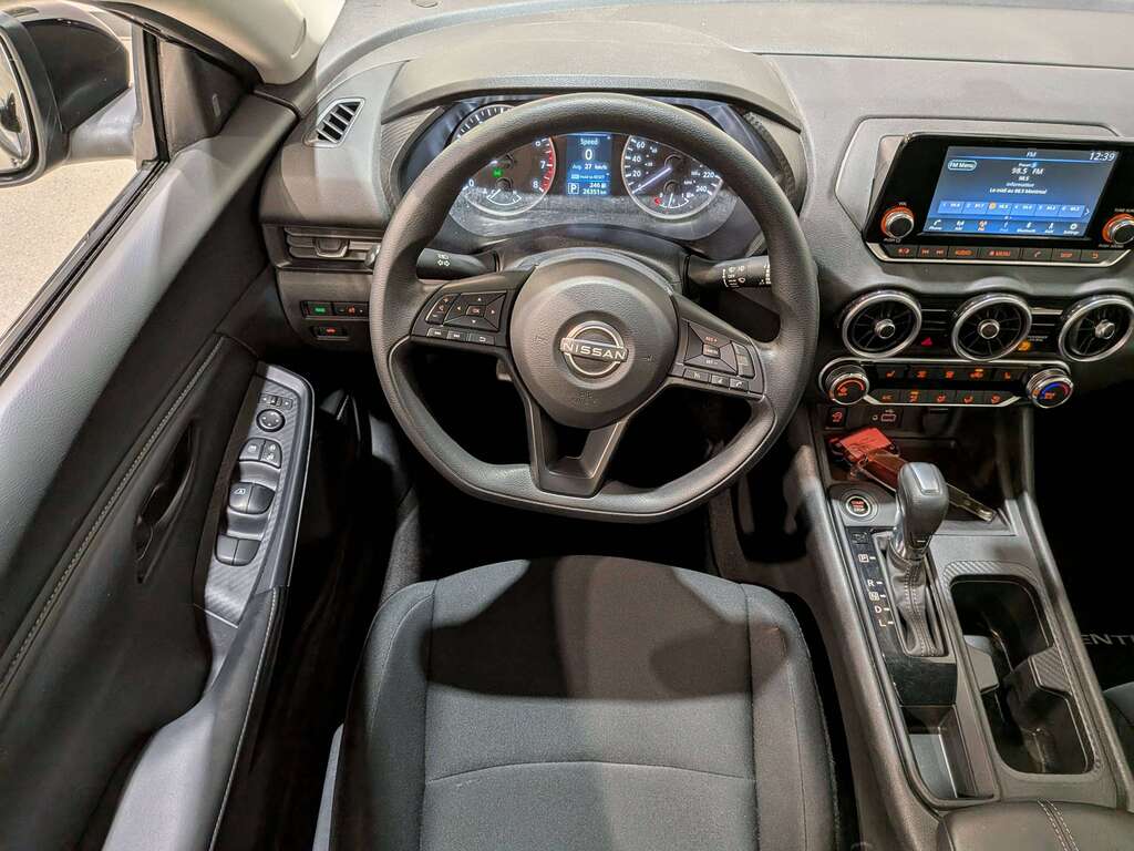 Nissan Sentra 2024