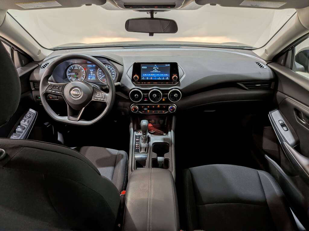 Nissan Sentra 2024