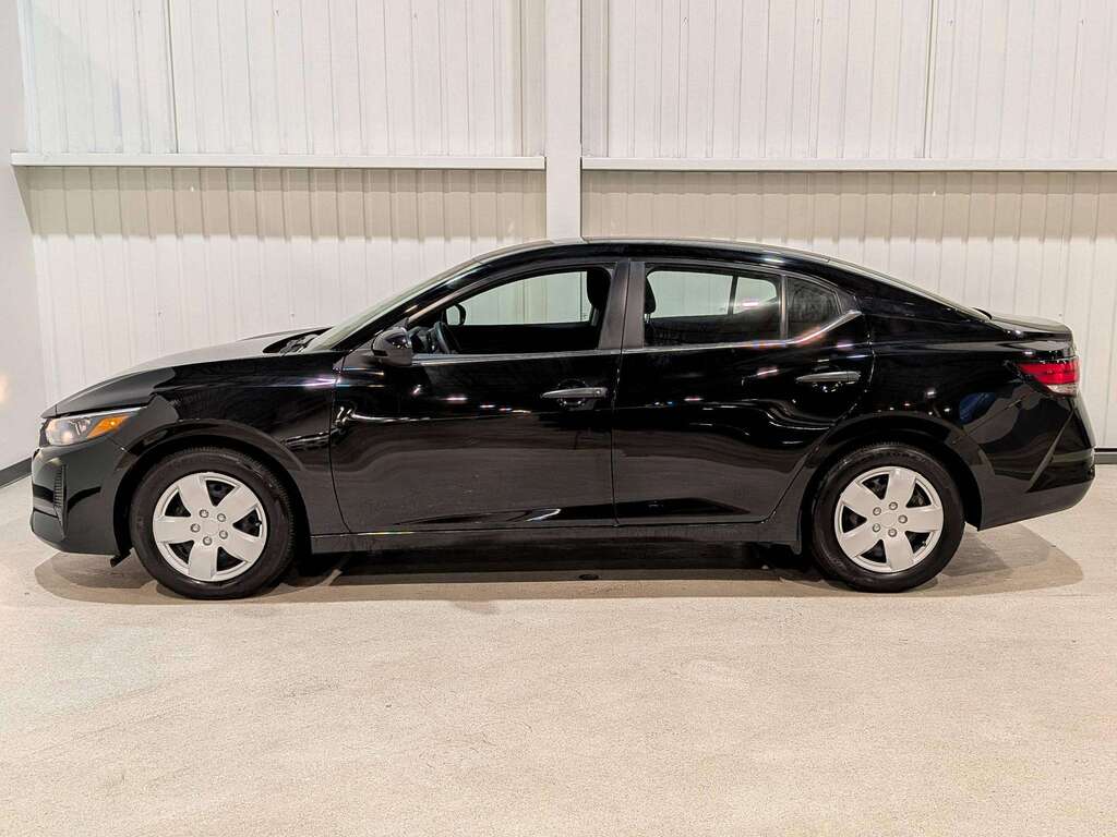 Nissan Sentra 2024