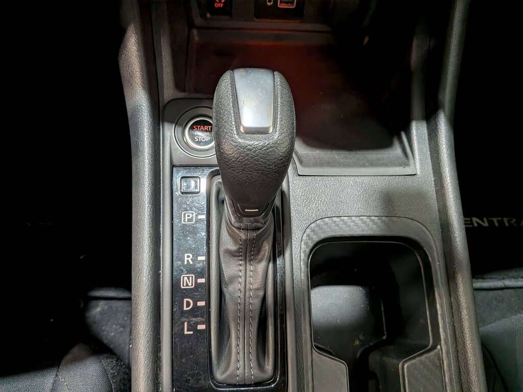 Nissan Sentra 2024