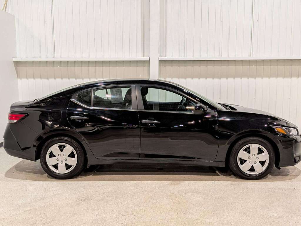 Nissan Sentra 2024