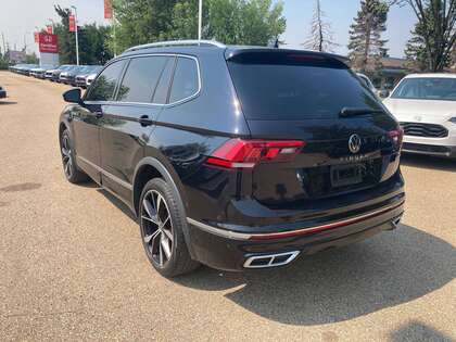used 2022 Volkswagen Tiguan car, priced at $25,900