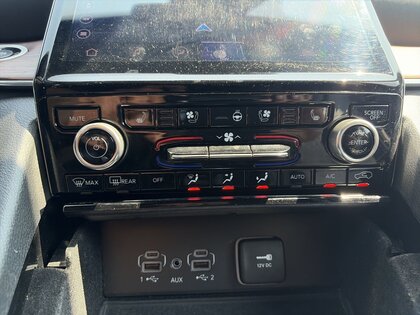 used 2021 Jeep Grand Cherokee L car, priced at $39,995