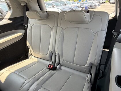 used 2022 Jeep Grand Cherokee car