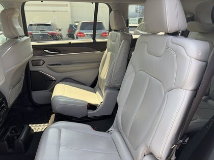 used 2022 Jeep Grand Cherokee car