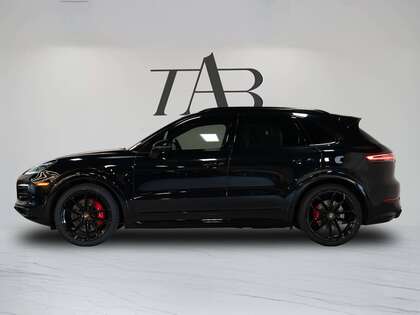 used 2022 Porsche Cayenne car, priced at $87,900