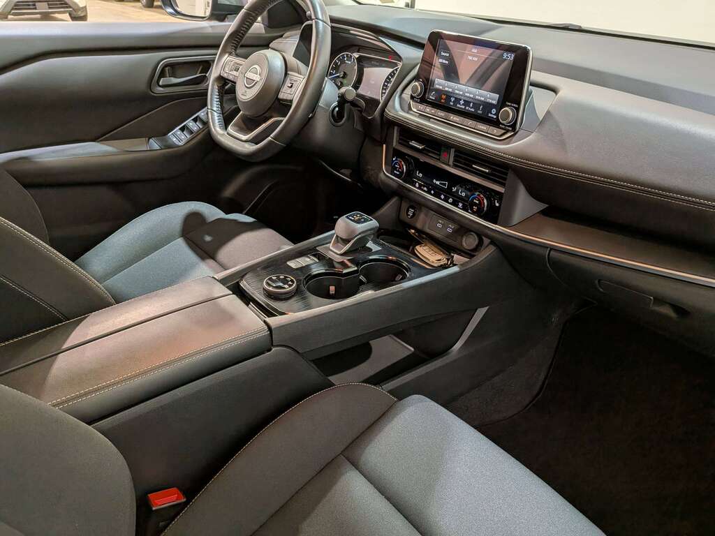 Nissan Rogue 2024