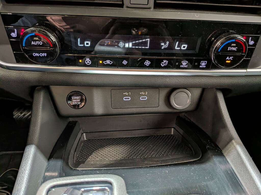 Nissan Rogue 2024