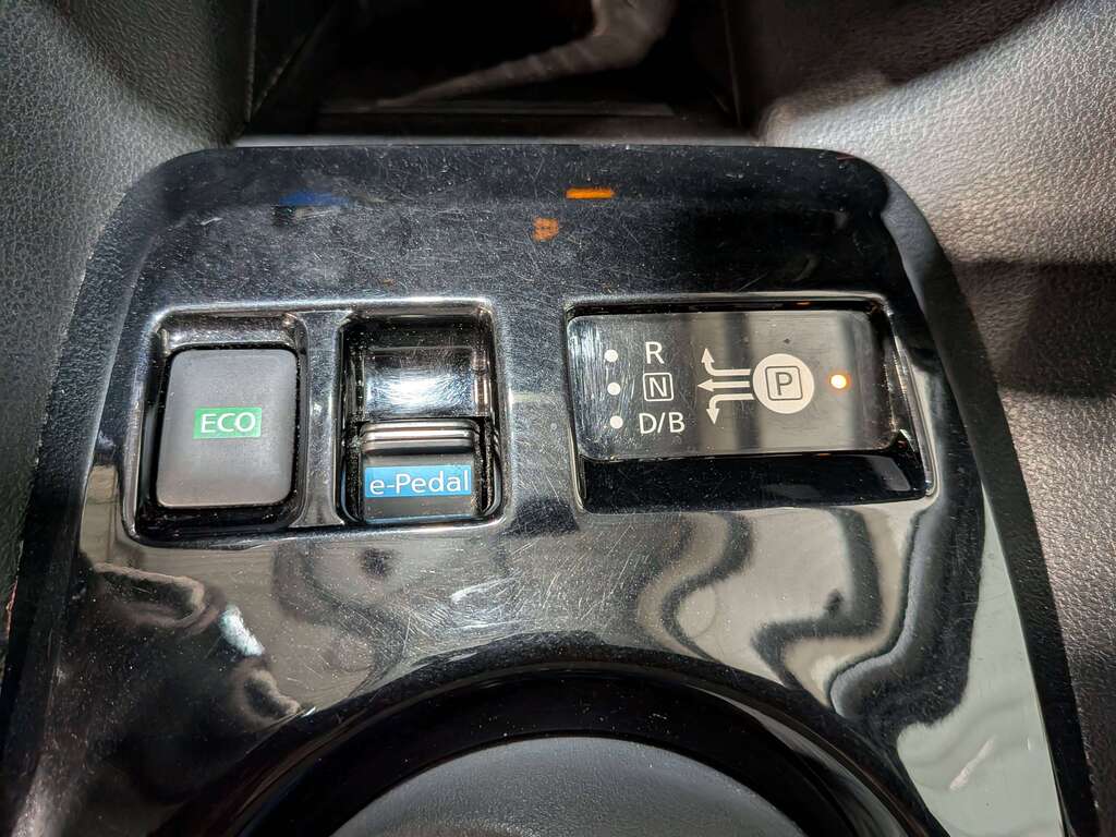 Nissan LEAF 2019