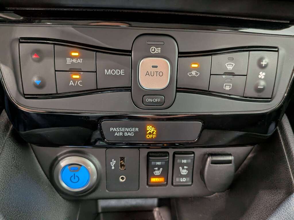 Nissan LEAF 2019