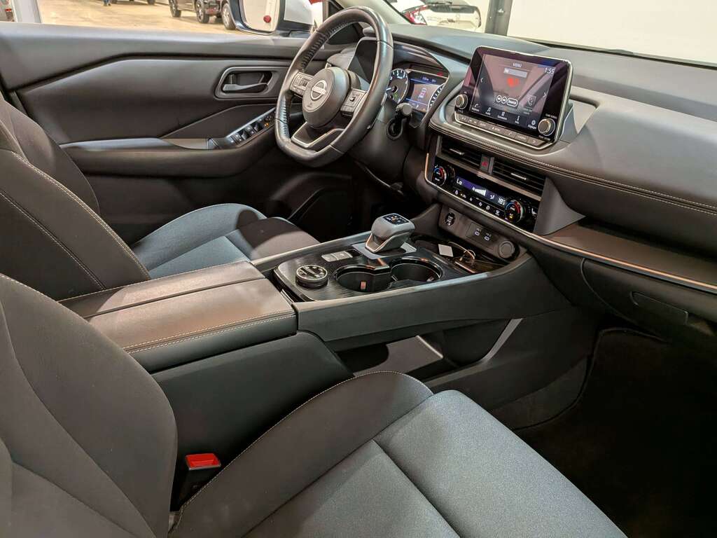 Nissan Rogue 2024