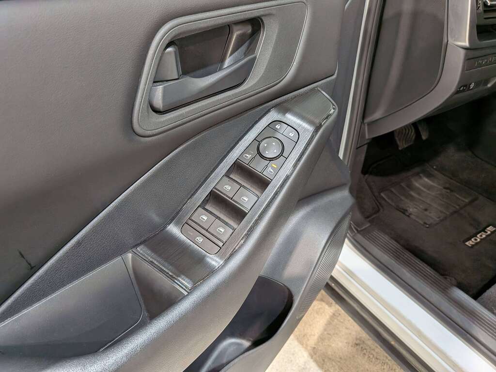 Nissan Rogue 2024