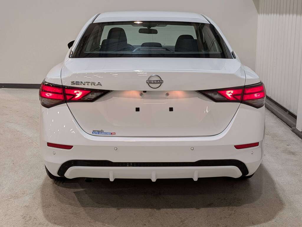 Nissan Sentra 2024