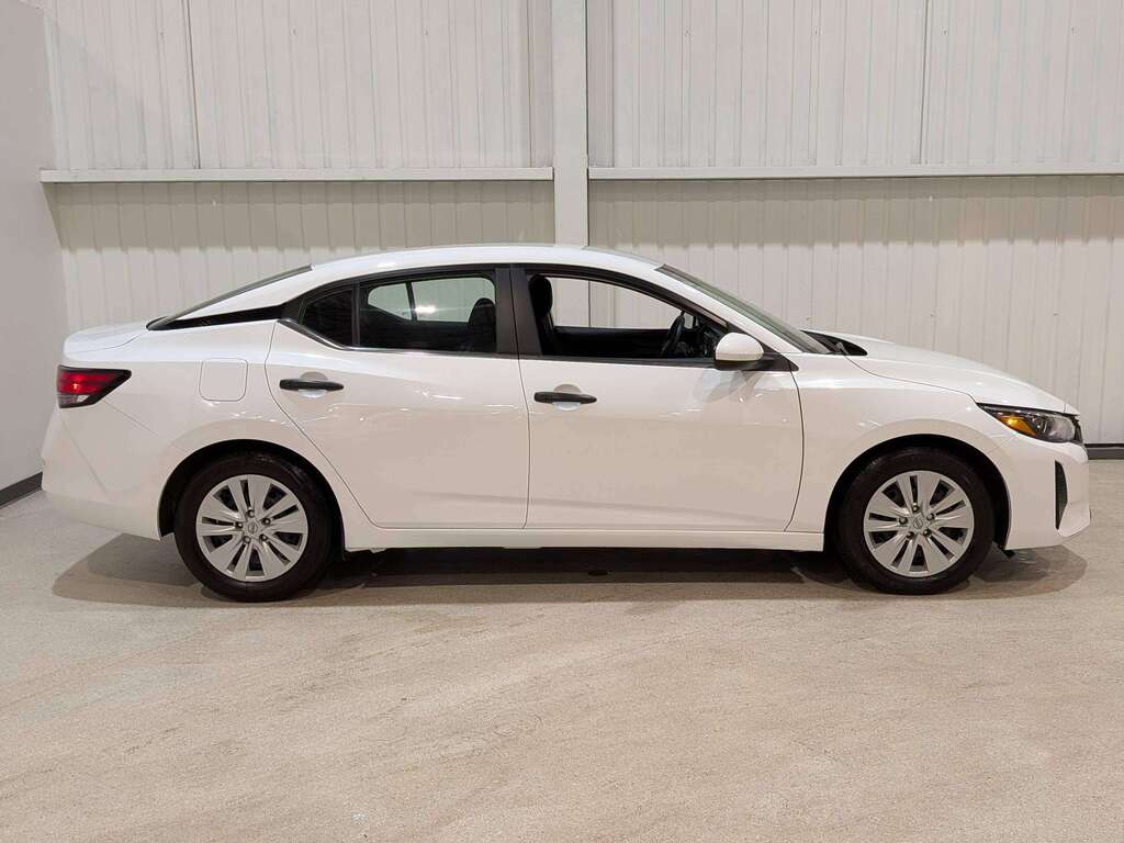 Nissan Sentra 2024