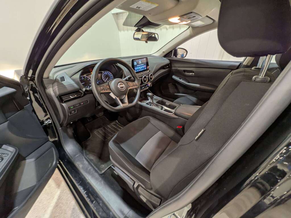 Nissan Sentra 2024