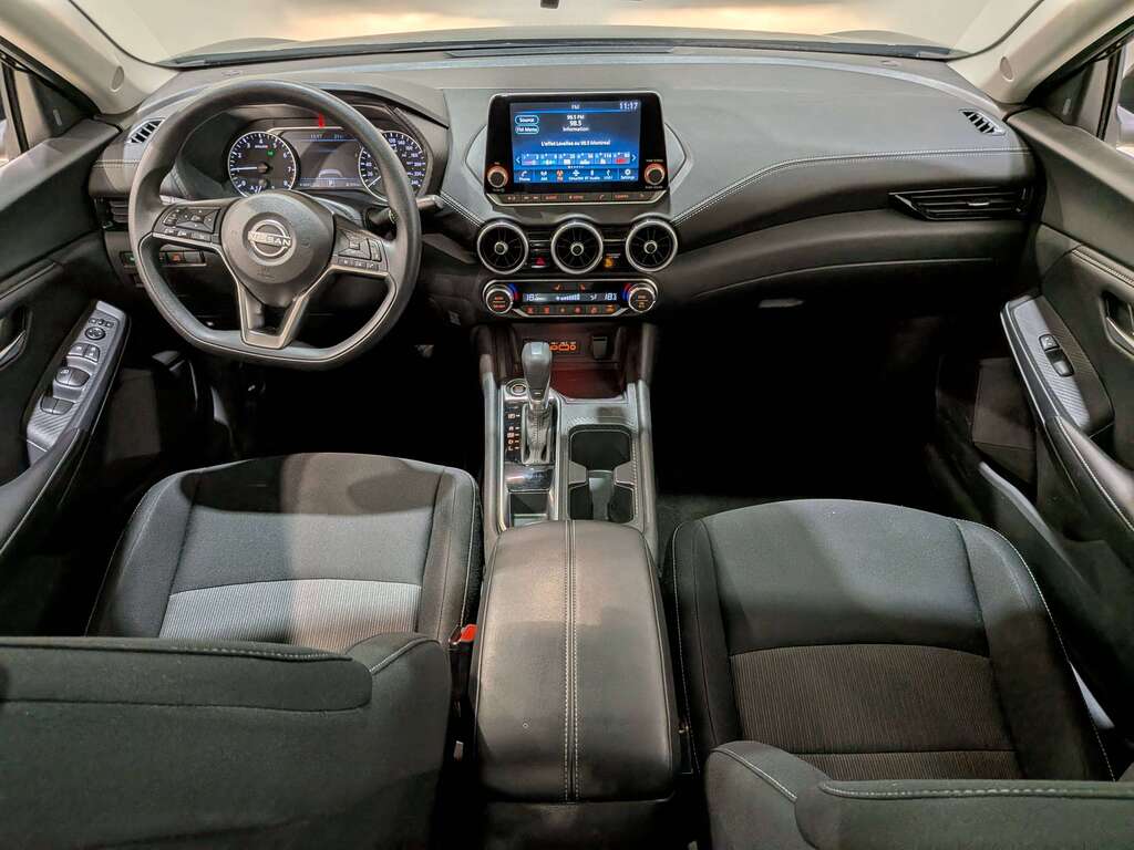 Nissan Sentra 2024