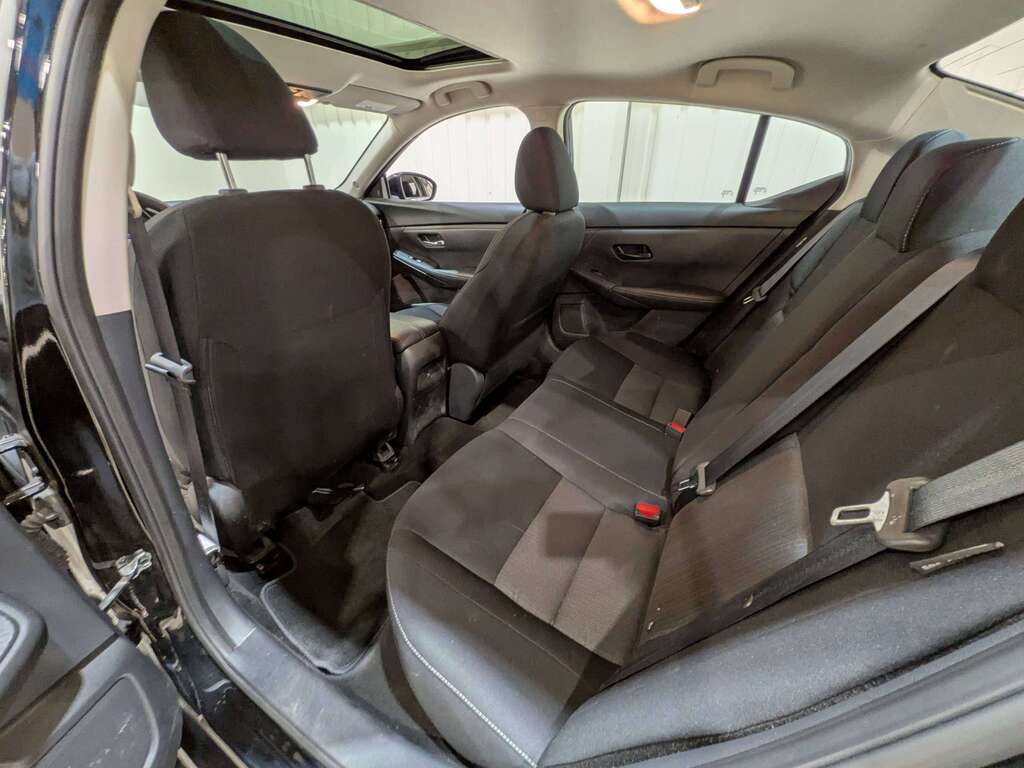 Nissan Sentra 2024