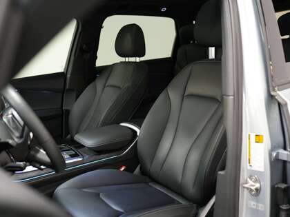 used 2025 Audi Q7 car, priced at $67,900