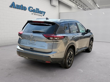 used 2024 Nissan Rogue car, priced at $27,981