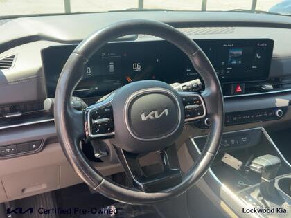 used 2025 Kia Carnival car, priced at $45,995