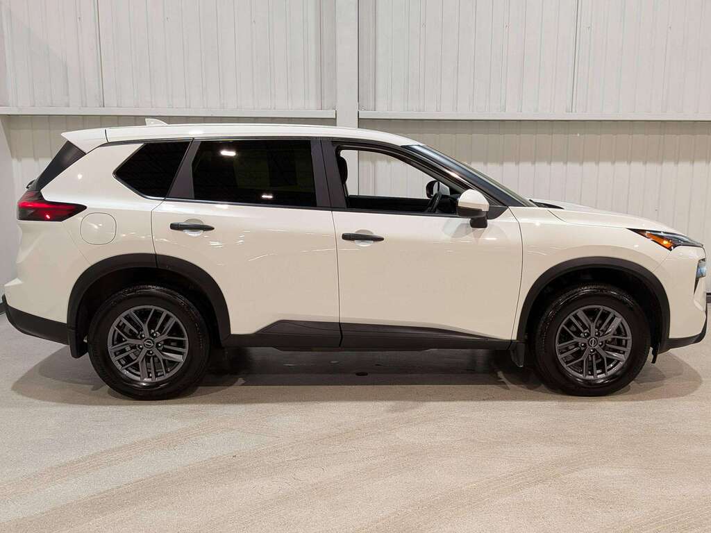Nissan Rogue 2024