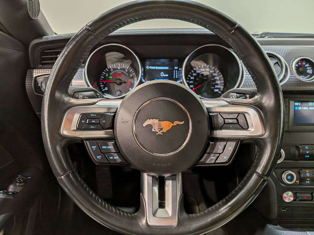 Ford Mustang 2021