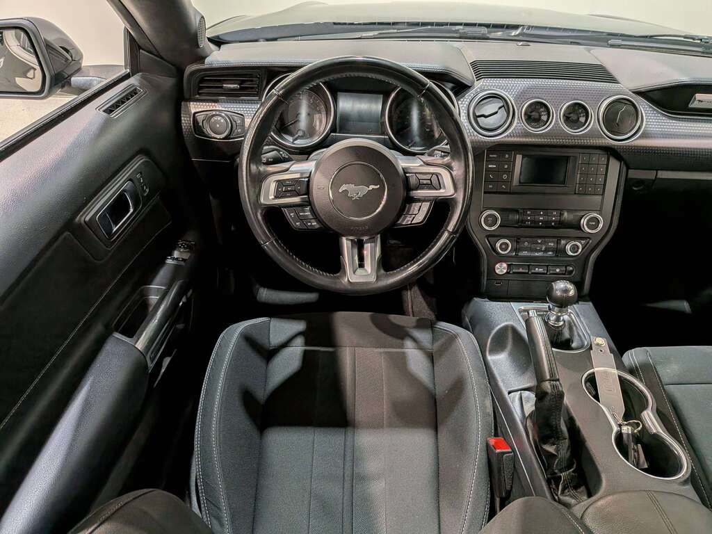 Ford Mustang 2021