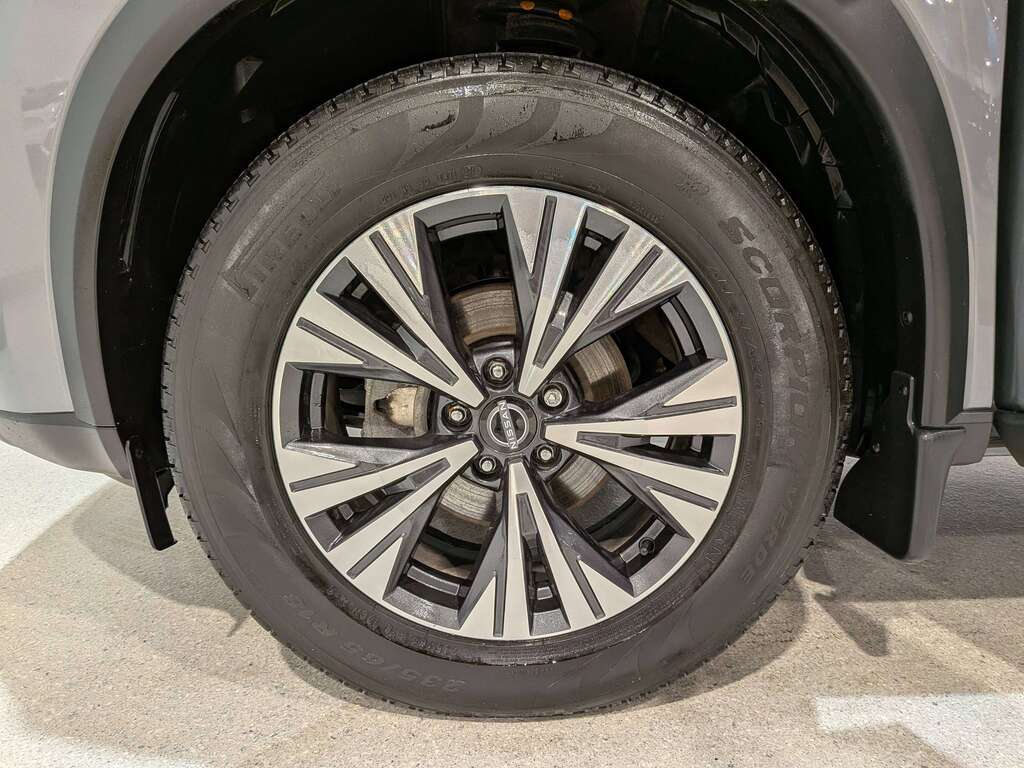 Nissan Rogue 2023