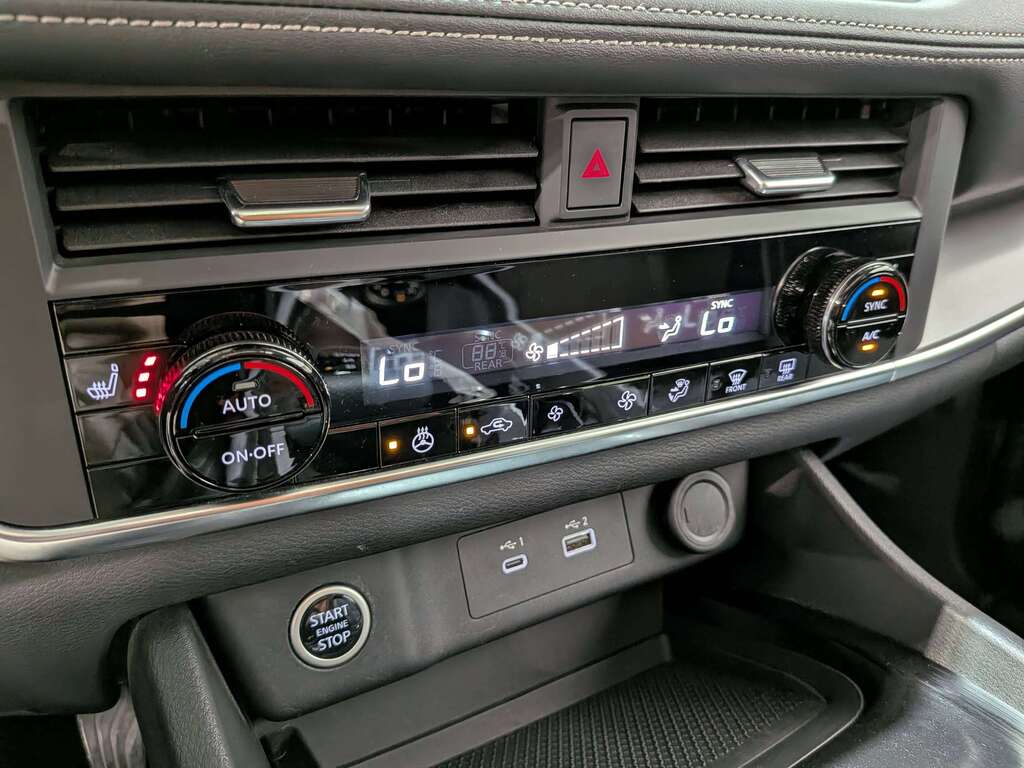 Nissan Rogue 2023