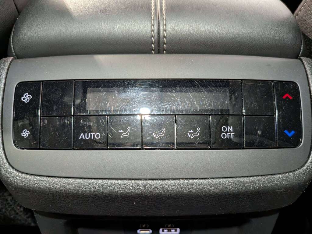 Nissan Pathfinder 2024