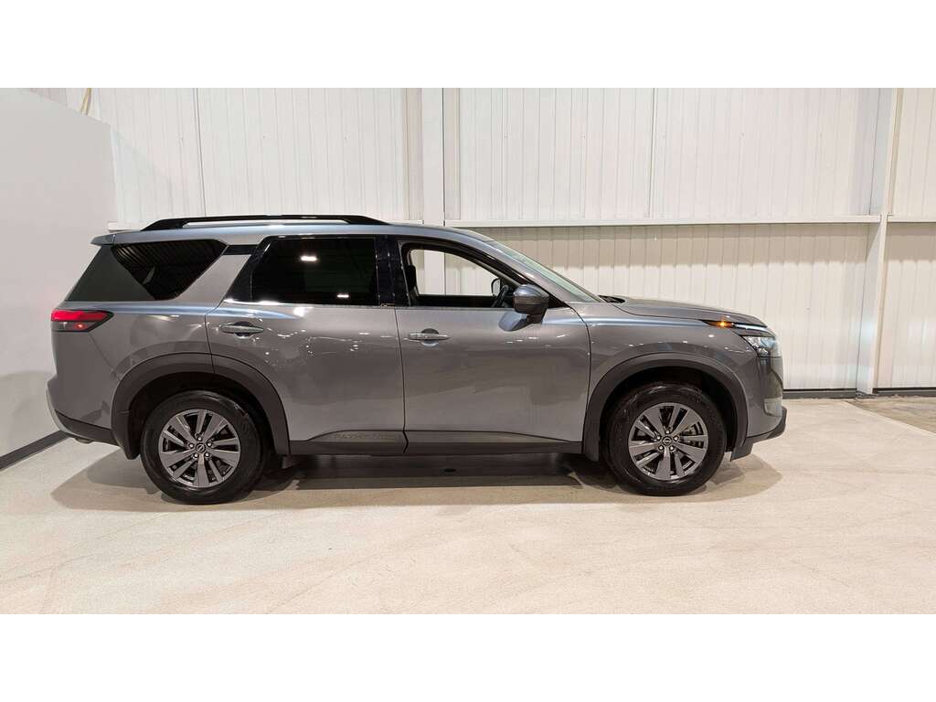 Nissan Pathfinder 2024