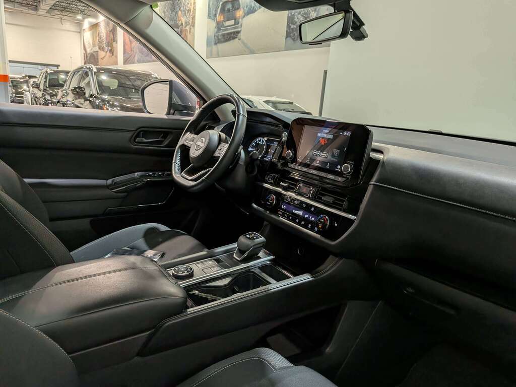 Nissan Pathfinder 2024