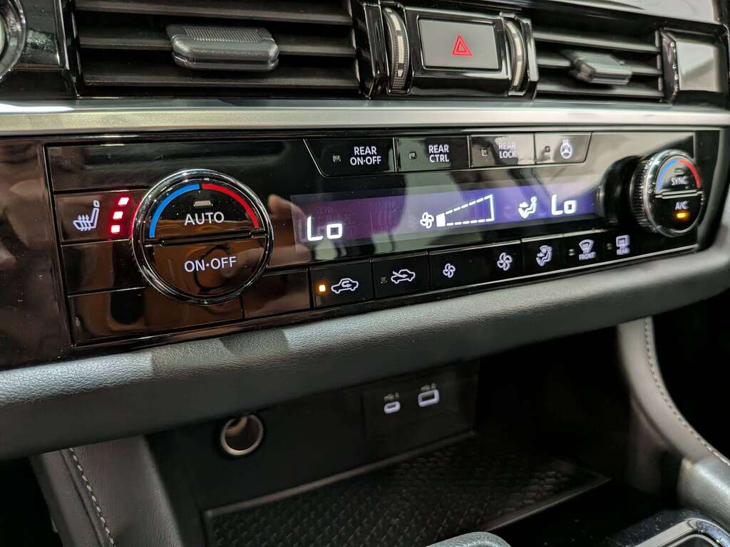 Nissan Pathfinder 2024