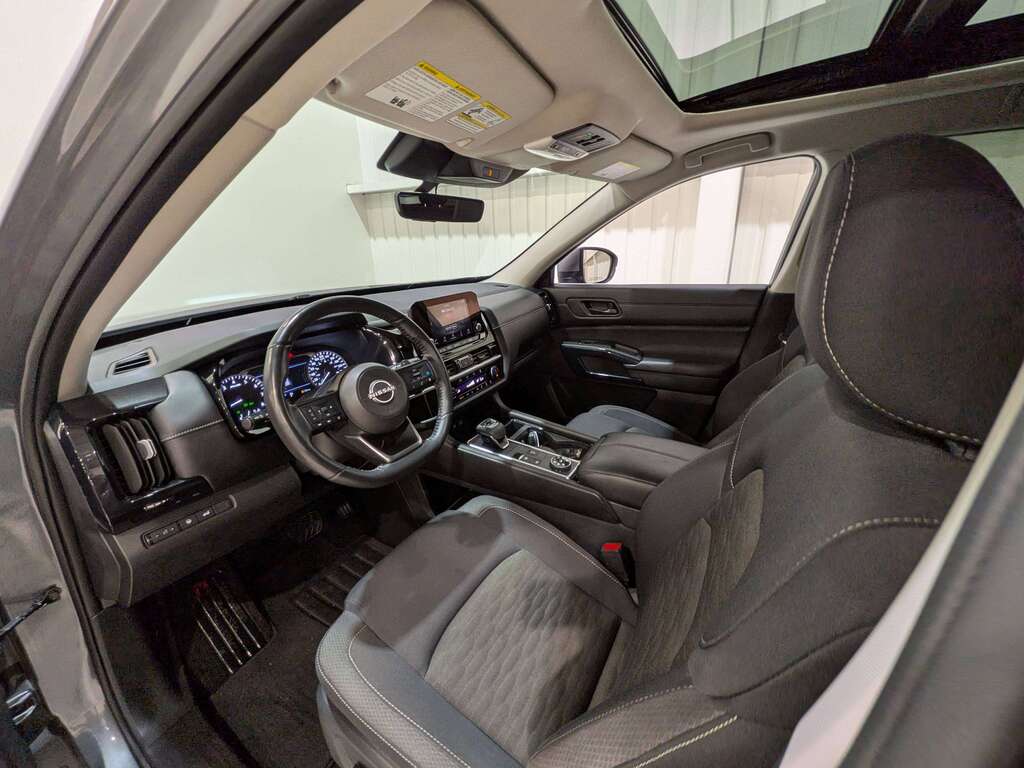 Nissan Pathfinder 2024
