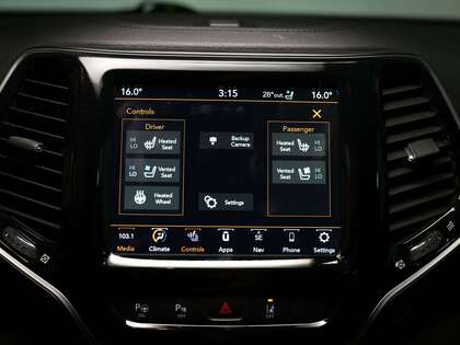 used 2021 Jeep Cherokee car, priced at $25,900