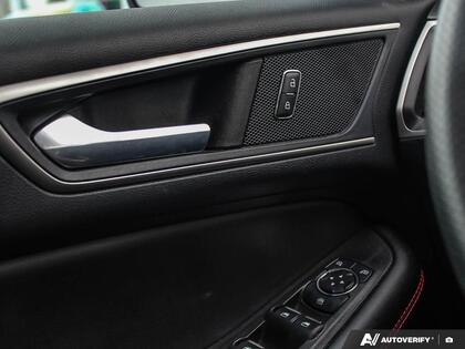 used 2022 Ford Edge car, priced at $28,259
