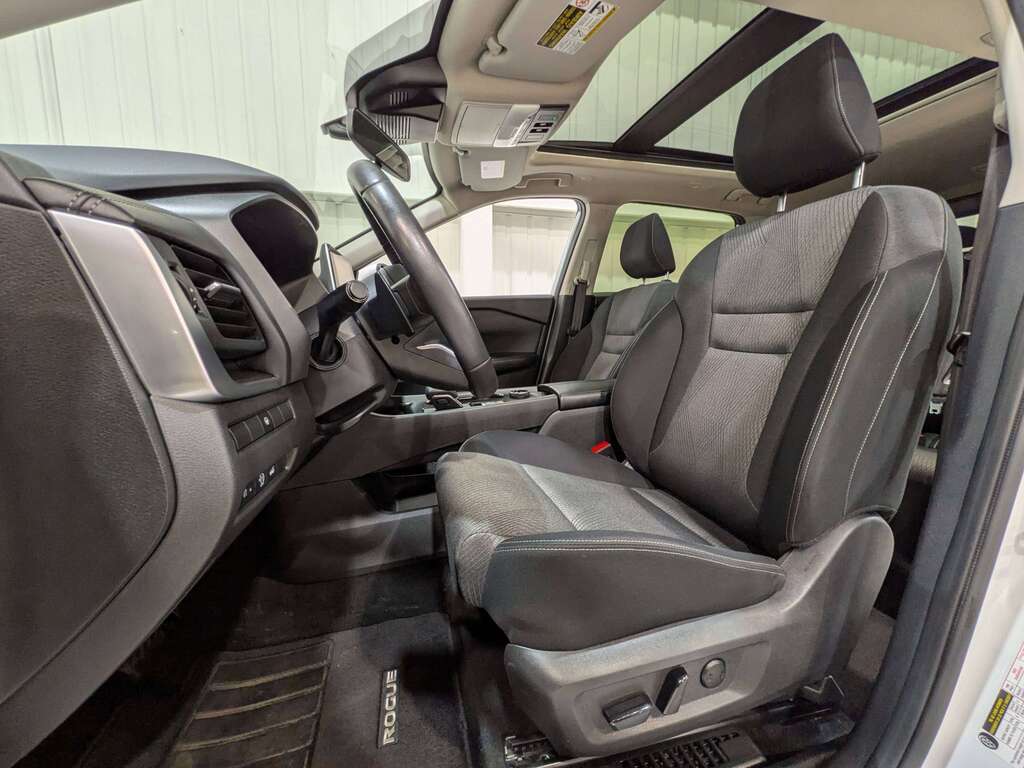 Nissan Rogue 2024