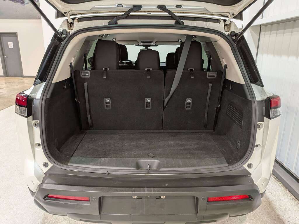 Nissan Pathfinder 2024
