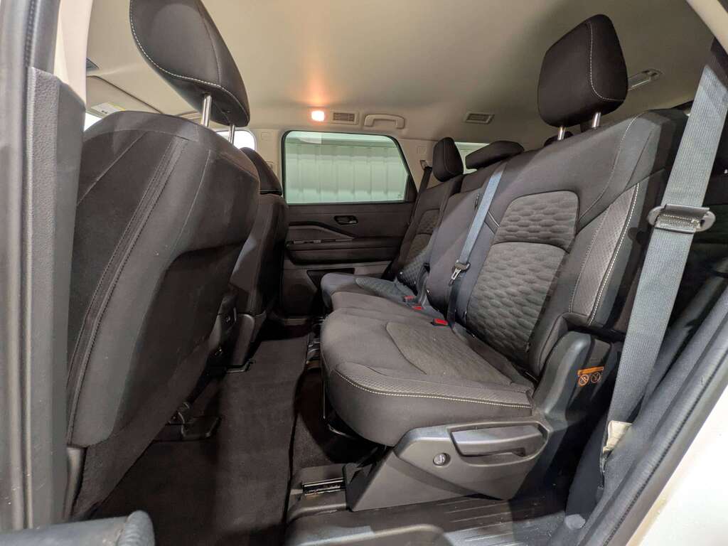 Nissan Pathfinder 2024