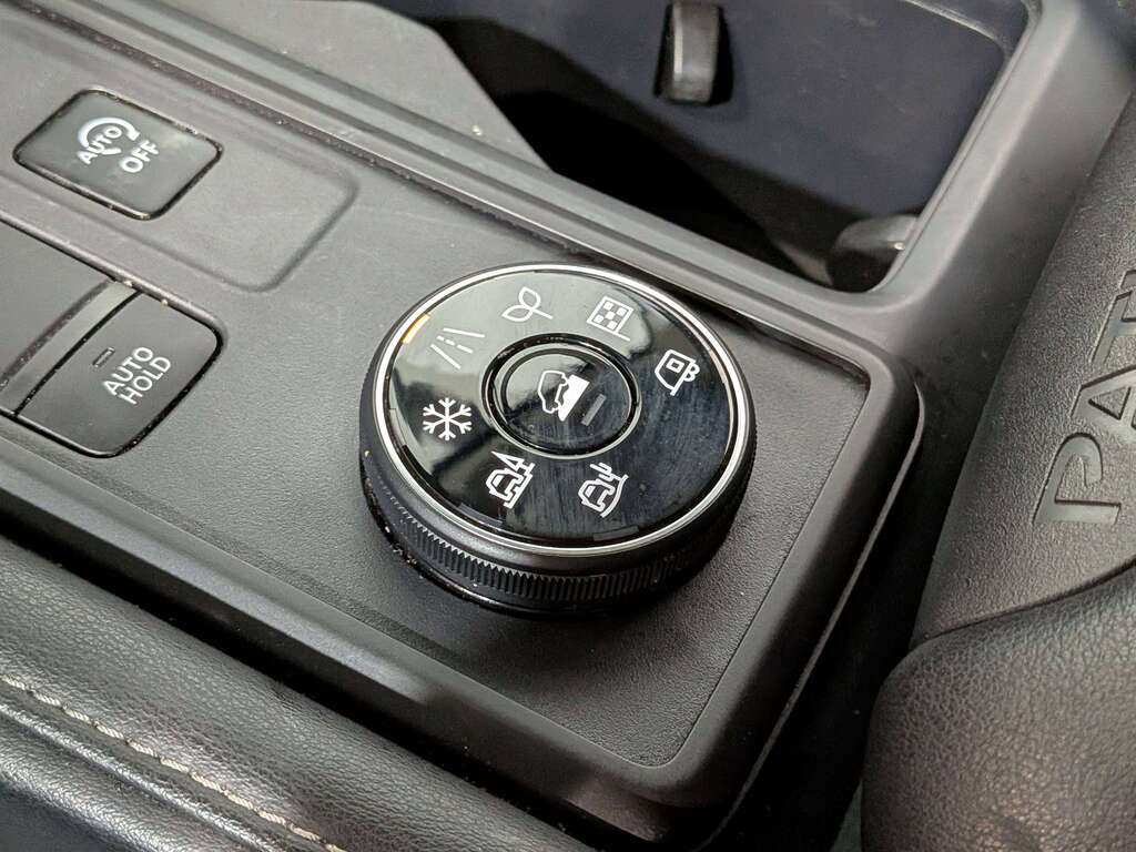 Nissan Pathfinder 2024