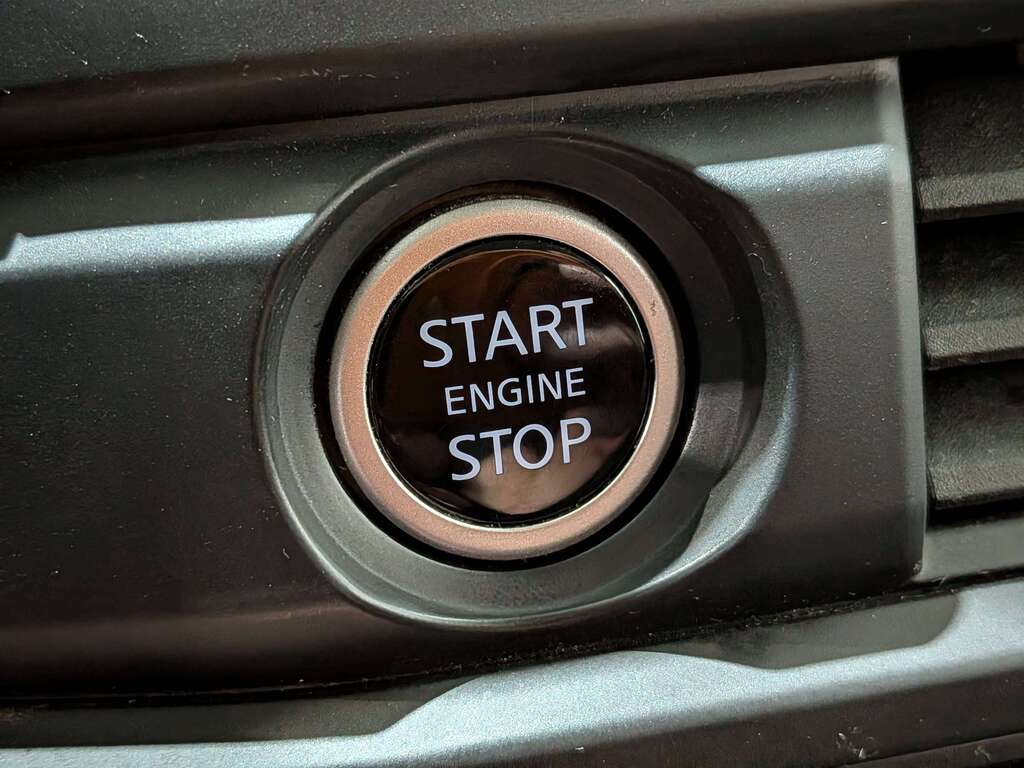 Nissan Pathfinder 2024